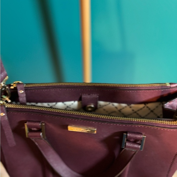 Kate Spade Leather Newbury Lane Briar Shoulder Bag Crossbody with Gold Accents - Picture 5 of 7